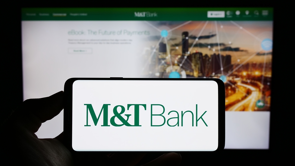 How Is M&T Bank’s Stock Performance Compared to Other Regional Bank Stocks?