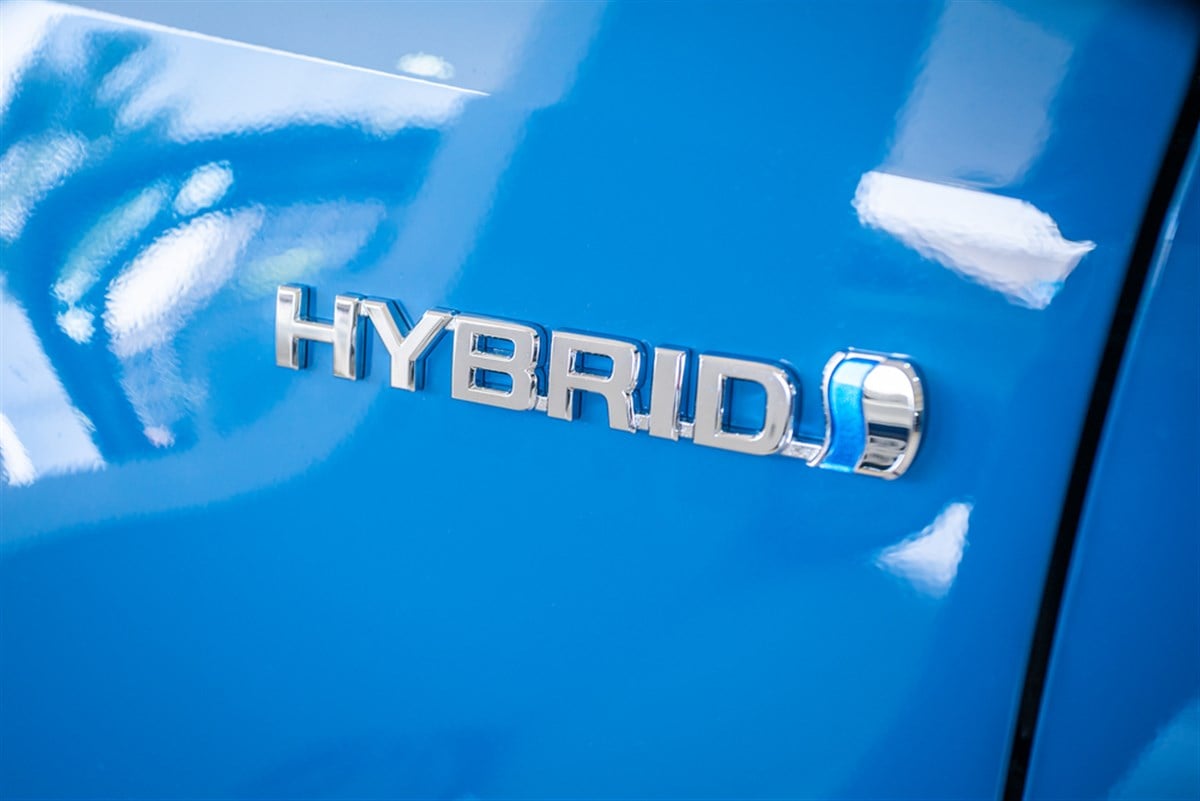 Shift Into Growth: Top 3 Hybrid Vehicle Makers to Invest In