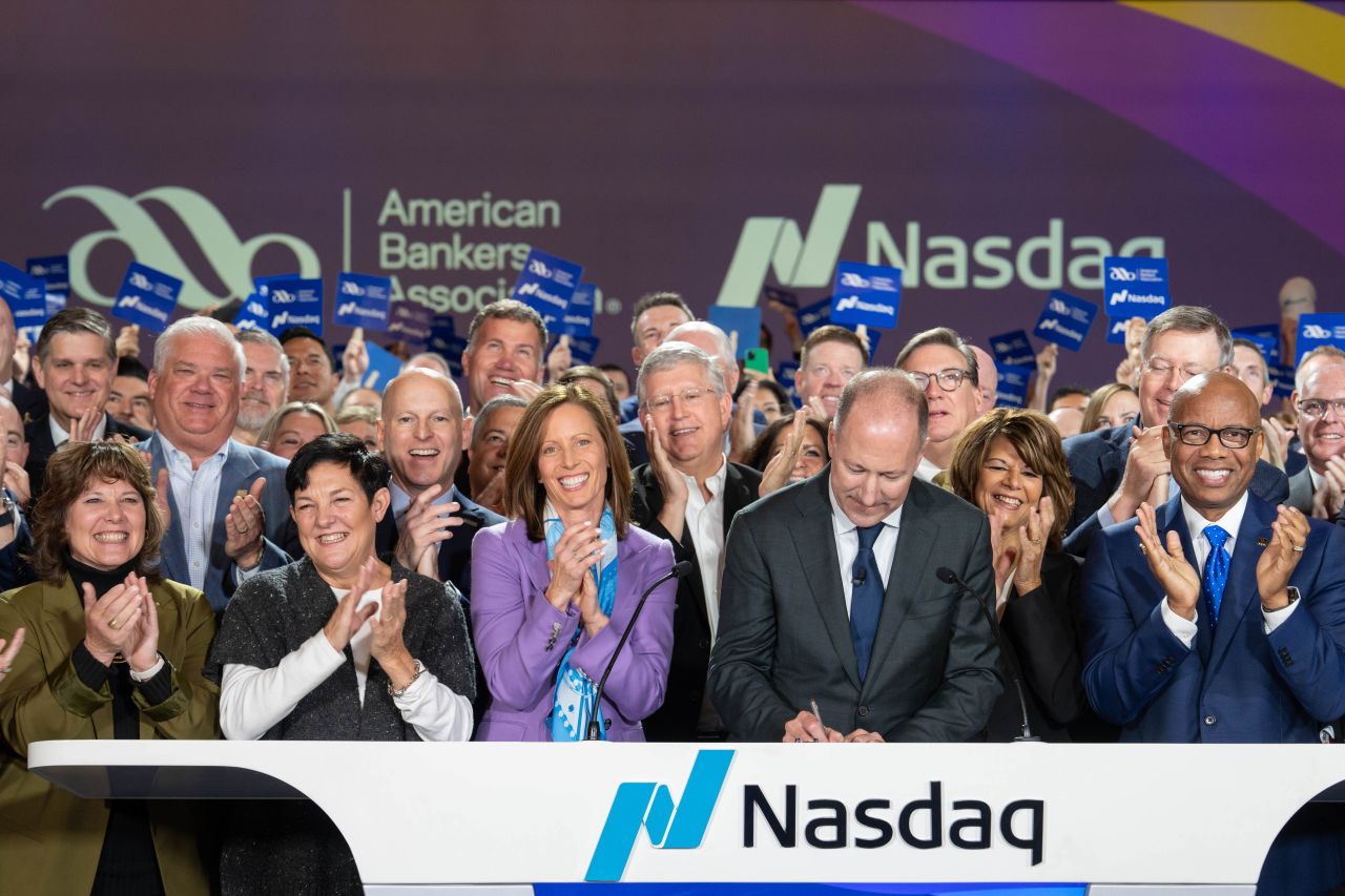 ABA President and CEO Rob Nichols rings the Nasdaq Opening Bell Alongside Nasdaq Chair and CEO Adena Friedman at ABA's Annual Convention