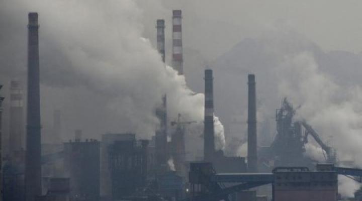 Fossil Fuel Pollution Causes One In Five Premature Deaths Globally ...