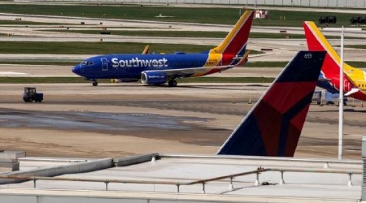 Southwest, other US airlines face holiday travel test after 2022