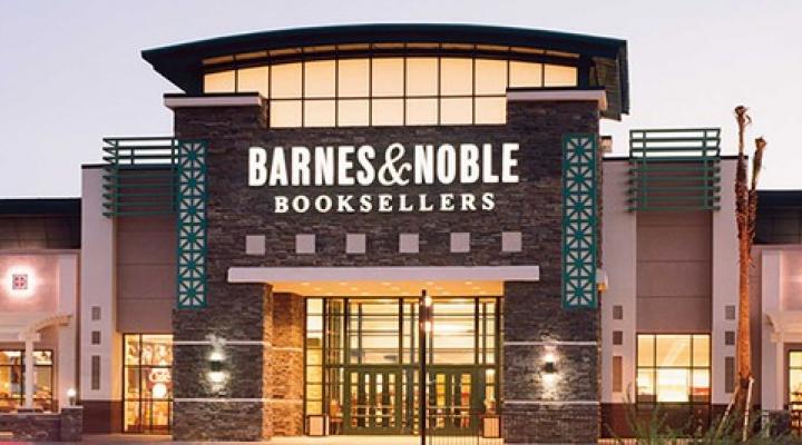 Barnes & Noble store front