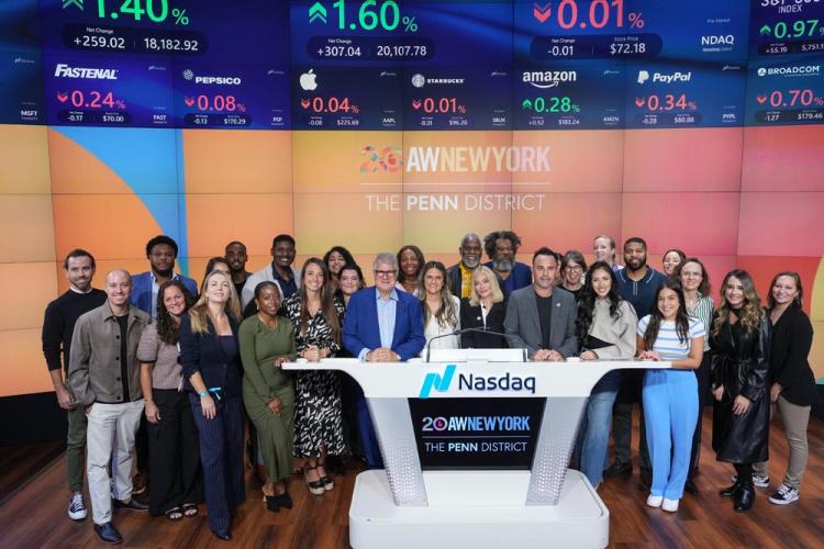 Advertising Week New York Rings the Opening Bell